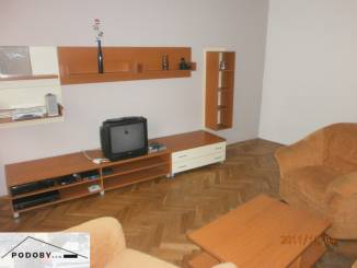 29. augusta - prenájom 3 izbového bytu v centre mesta